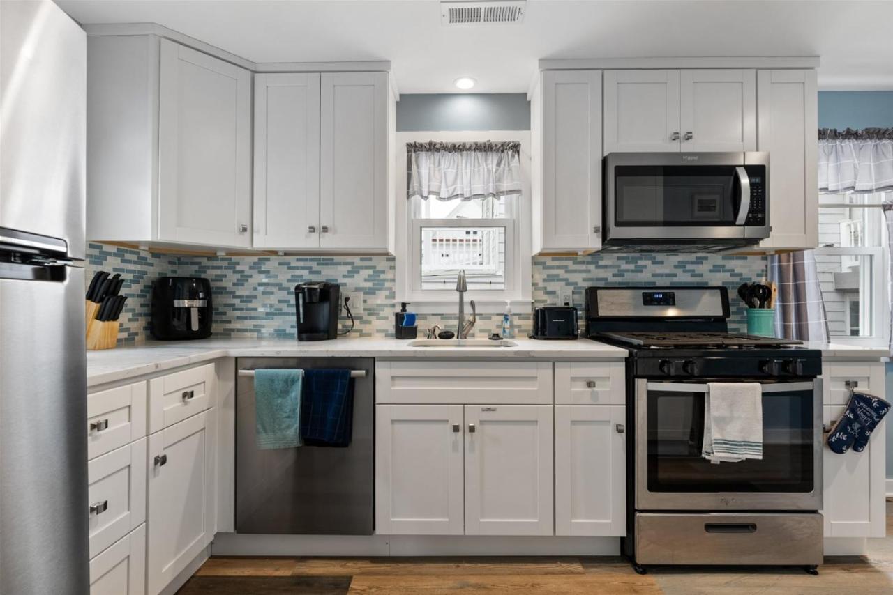 Newly Renovated 4 Bedroom Home Only 2 Blocks From The Beach! Wildwood Luaran gambar