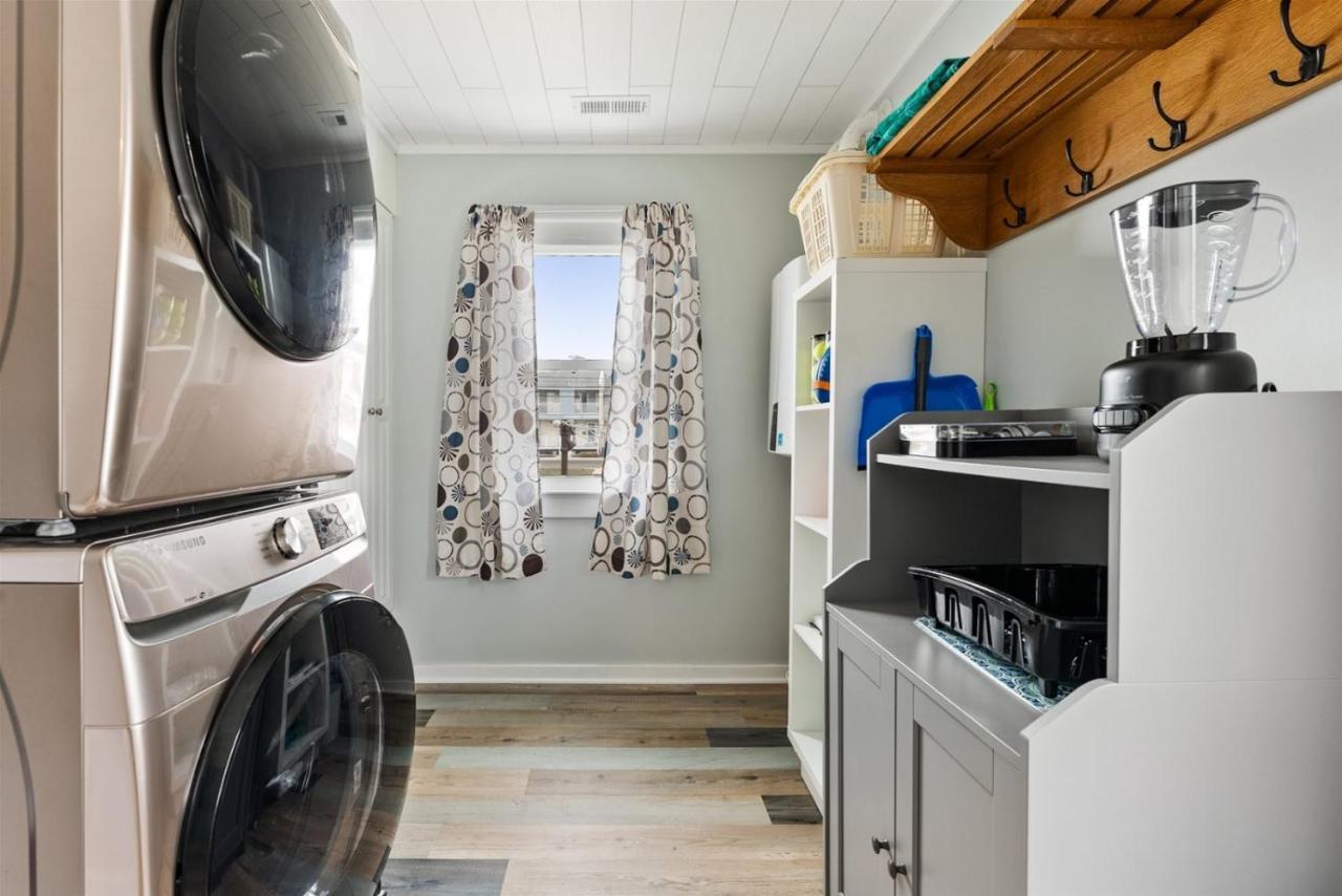 Newly Renovated 4 Bedroom Home Only 2 Blocks From The Beach! Wildwood Luaran gambar