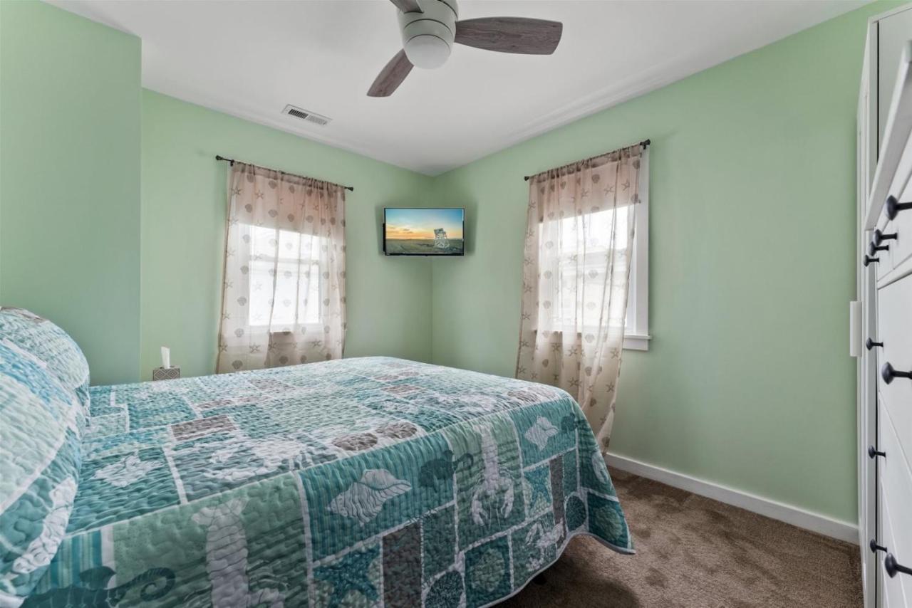 Newly Renovated 4 Bedroom Home Only 2 Blocks From The Beach! Wildwood Luaran gambar