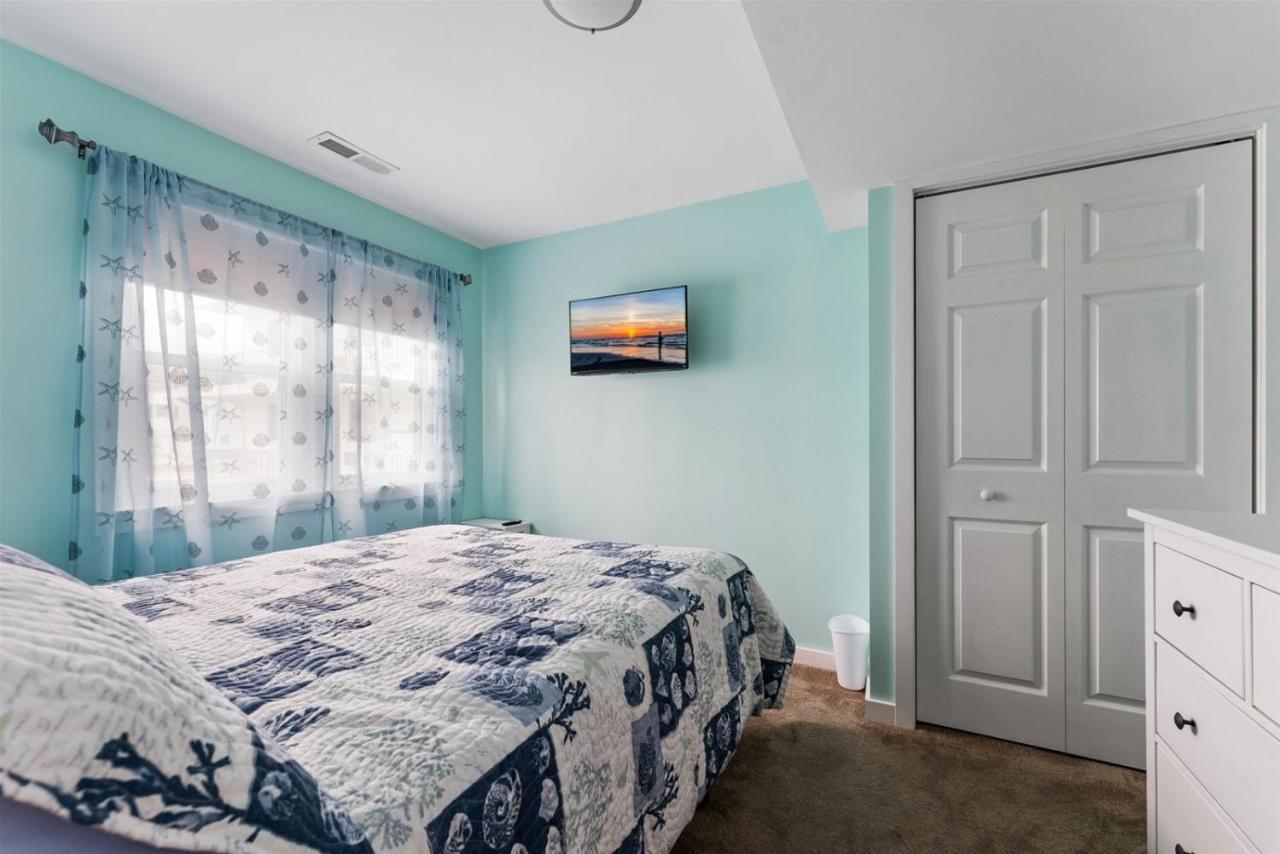 Newly Renovated 4 Bedroom Home Only 2 Blocks From The Beach! Wildwood Luaran gambar