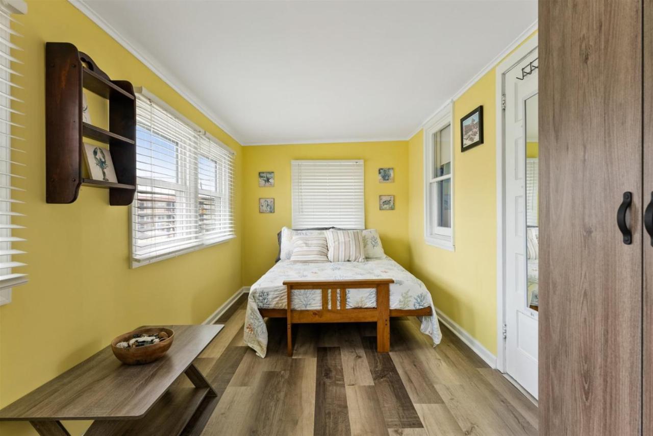 Newly Renovated 4 Bedroom Home Only 2 Blocks From The Beach! Wildwood Luaran gambar